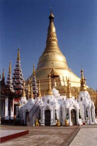 20120430-stupa shwedagon_rangoon_chanez kala.jpg